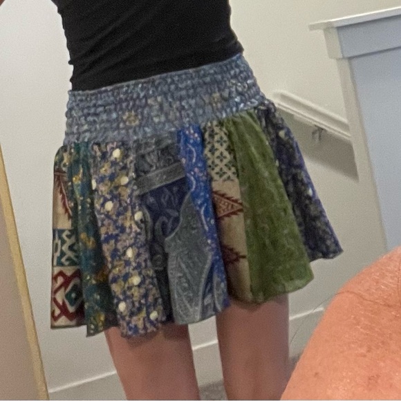 Women’s Silk Patchwork Multicolored Mini Skirt/Skort One Size - Picture 3 of 8